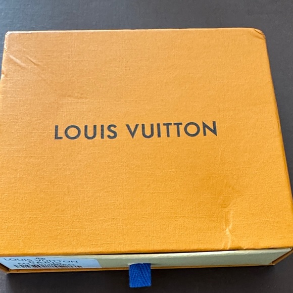 Beautiful Wallet. - Picture 6 of 7